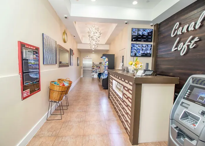 Canal Loft Hotel